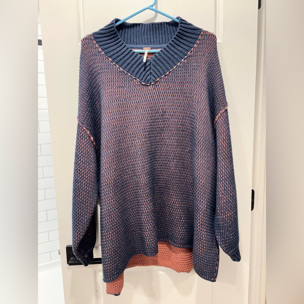 Free People Maisie Sweater GUC - Picture 2 of 7